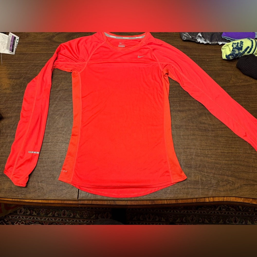 Nike running dri-fit Sz XS red/pink orangish Nike miler excellent condition